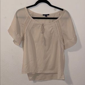 American Eagle Flowy Cream Blouse